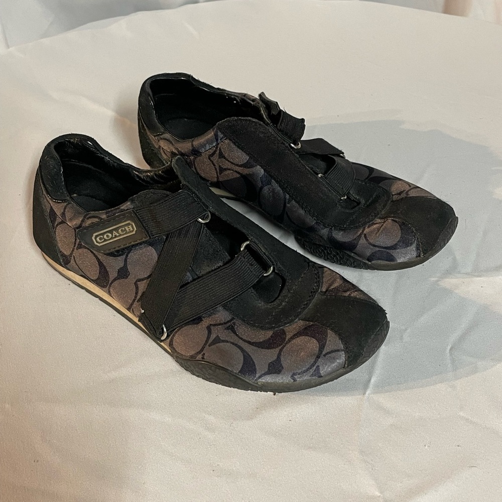 Coach Kyrie Sneakers